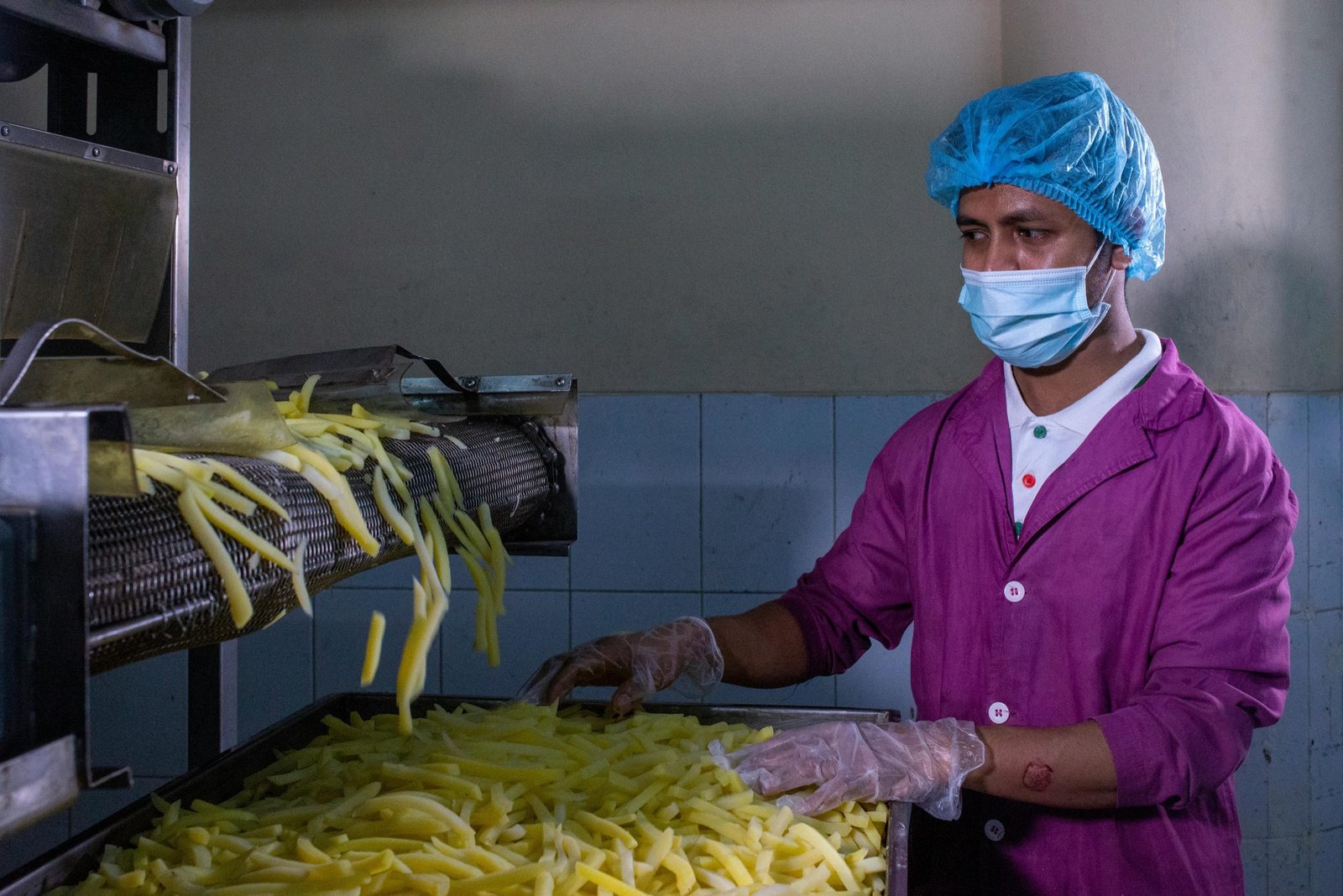Ice cream production and cold-room operations for B Factory radio coverage case study